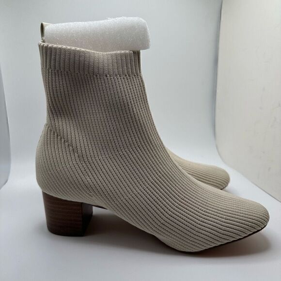 CUSHIONAIRE Women's Neely Stretch bootie +Memory Foam 8 WIDE IVORY - Picture 1 of 7